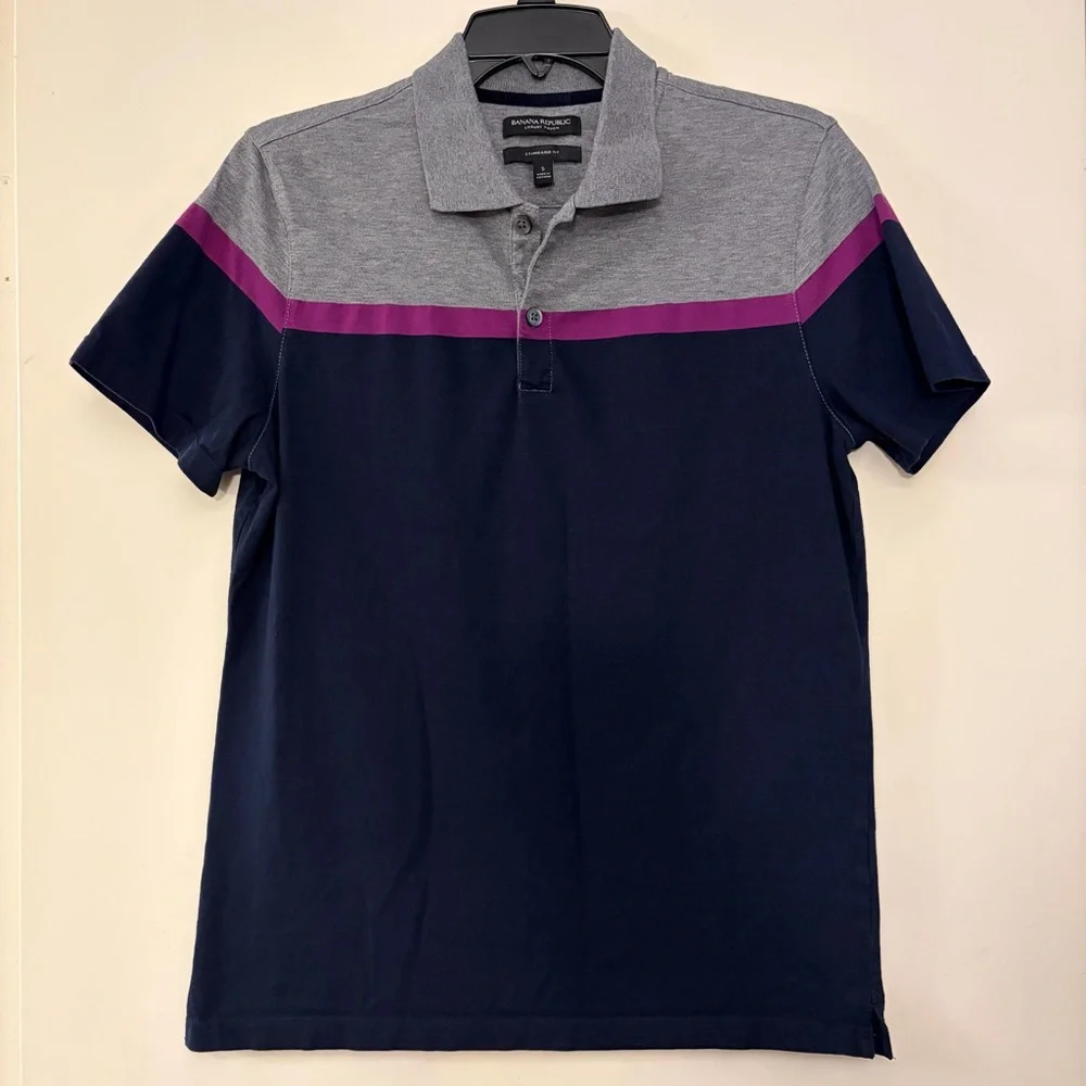 3 for 25! Banana Republic Men’s Navy, Gray,‎ and Purple Polo Shirt, size small